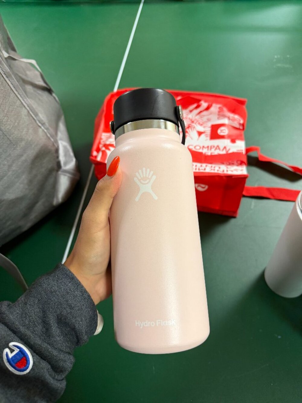 light pink hydroflask